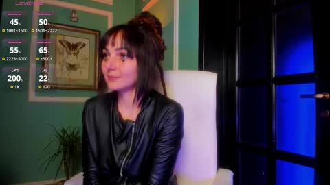 Moona  online show from November 29, 3:27 pm