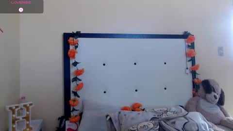 paola online show from February 13, 6:31 pm