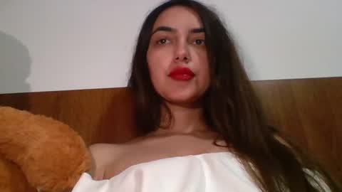 20 ivyy online show from August 2, 9:40 pm