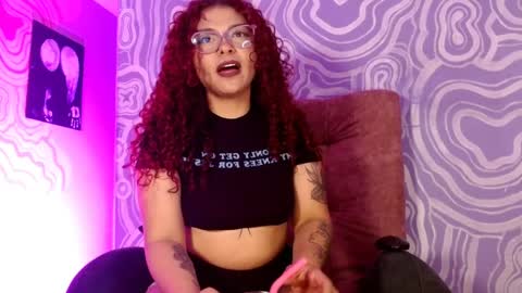 Violeta online show from April 2, 12:30 am