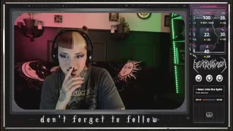 Juune online show from February 18, 7:10 pm