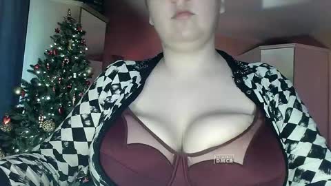 6_dream_9 online show from May 31, 12:00 pm