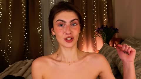 Willow online show from December 19, 9:18 pm