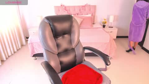 Aby online show from February 3, 12:57 pm