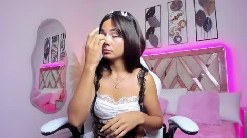  Akira  online show from November 18, 1:01 pm