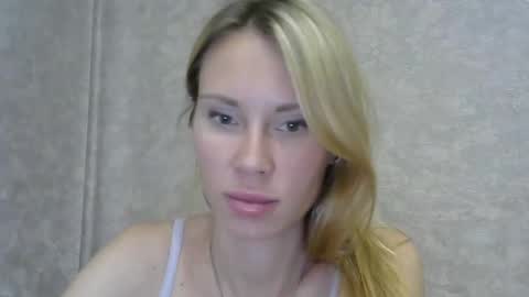 _alex1819 online show from November 6, 8:31 am