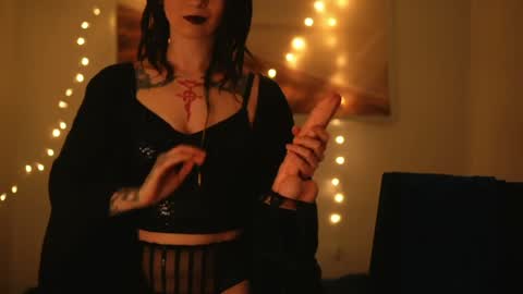 Alice Morrison Mistress Datura online show from April 10, 5:30 pm