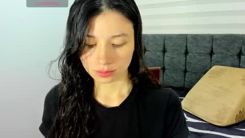 Snapshot of _aliice_1 chatting on January 2, 7:40 pm Alice online show from January 2, 7:40 pm