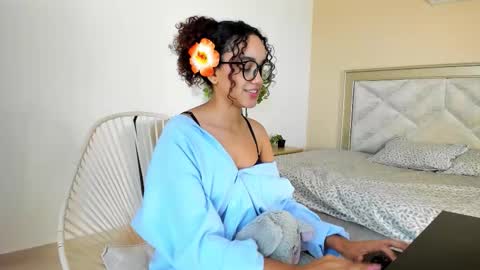 Snapshot of _amy_sweetheart chatting on October 18, 5:04 pm call me amy3 online show from October 18, 5:04 pm