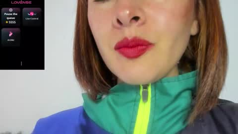 antonia online show from March 12, 6:21 pm