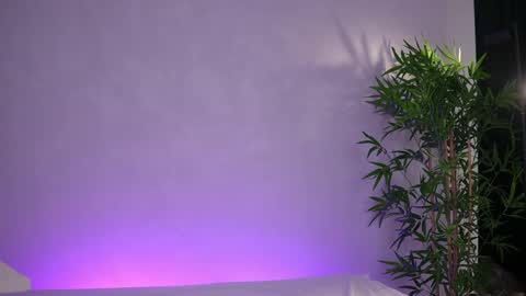 Arielle online show from March 19, 8:18 am