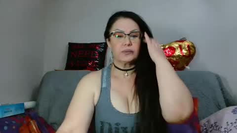 KHALEESI online show from September 18, 5:55 pm