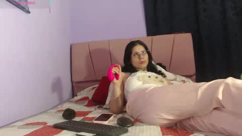 _boombom__ online show from February 11, 1:31 am