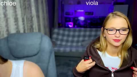 _chloe_miller_ online show from October 11, 6:54 pm