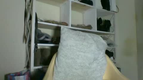 clara online show from April 18, 8:50 am