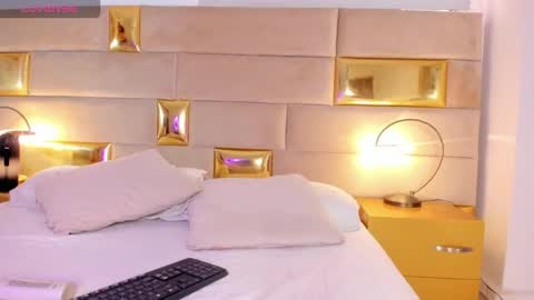 Dahiana Lincoln online show from March 23, 6:36 pm