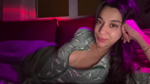  elena barra online show from January 17, 6:37 pm