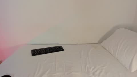 Elizabeth online show from February 5, 5:30 am