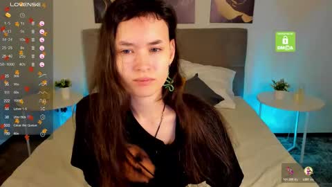 _emily__strike_ online show from November 3, 10:08 am