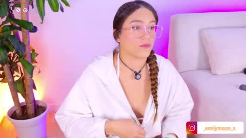 Emi online show from April 5, 2:10 am