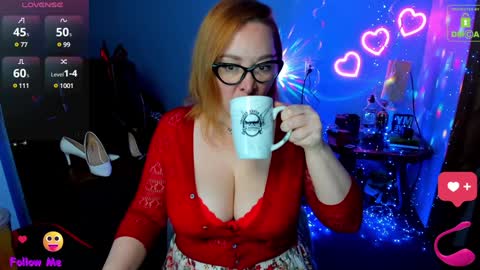 Snapshot of _fantastic_ellie_ chatting on February 7, 6:02 pm Wow mommy online show from February 7, 6:02 pm