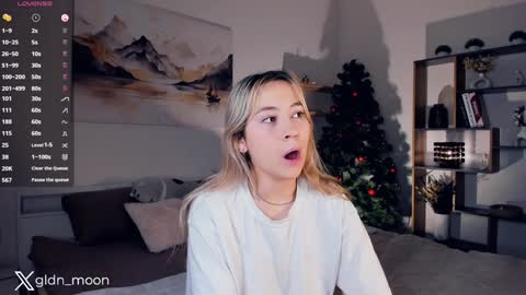 Rina online show from December 25, 7:34 pm