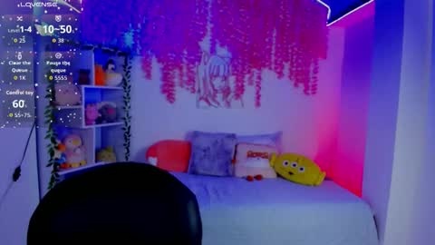 Hanna Botero online show from January 12, 11:37 am