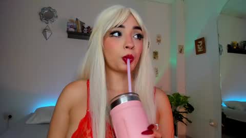 Jenn  online show from January 2, 9:50 pm