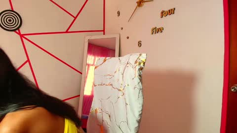 Jesica online show from February 3, 8:35 pm