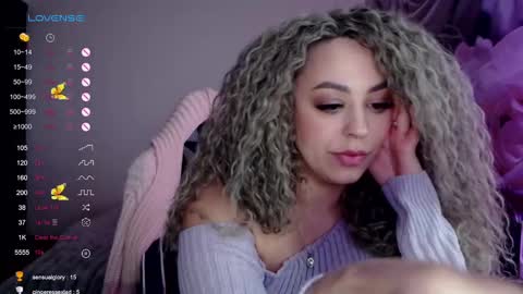 _just_a_queen_3 online show from March 6, 6:26 pm