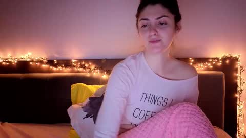 _just_a_simple_girl online show from February 10, 2:09 pm