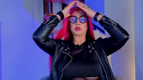 kelly online show from September 27, 2:24 pm