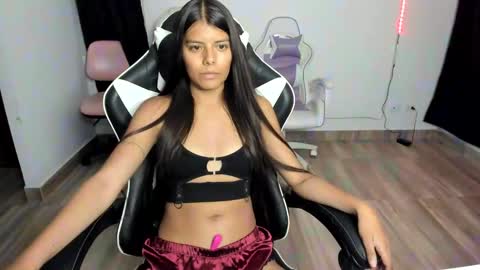 _kendall_jones online show from February 23, 9:59 am