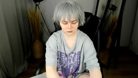 Li online show from September 12, 8:49 pm