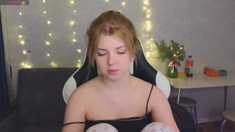 Molly   online show from February 3, 12:32 am