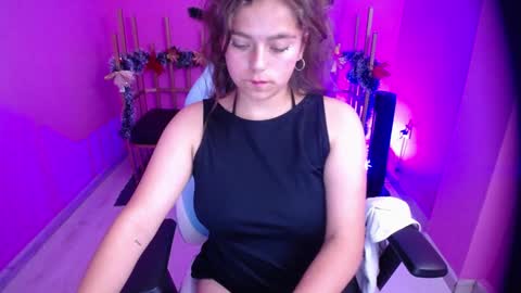 _kitten_1 online show from January 6, 11:31 pm