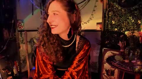 Snapshot of _lady_luna_ chatting on September 13, 12:51 am Lady Luna online show from September 13, 12:51 am