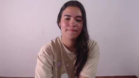 Leslie online show from May 18, 4:07 am