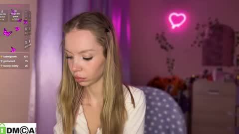 Snapshot of _love_me_again chatting on October 9, 1:10 am Katie online show from October 9, 1:10 am