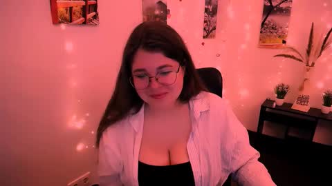 Snapshot of _lovely_mary chatting on September 14, 7:39 am Mary online show from September 14, 7:39 am