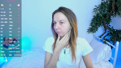 Scarlett online show from March 4, 11:50 am