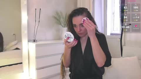 Mari online show from April 15, 8:15 am