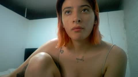 Mia-foster online show from July 26, 11:01 pm