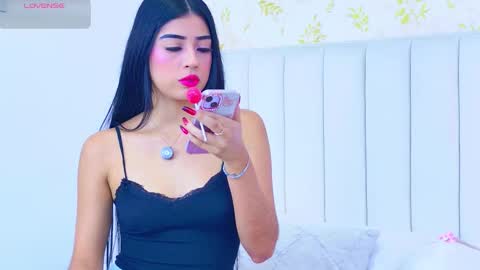 Mia Monroe online show from January 18, 7:54 pm