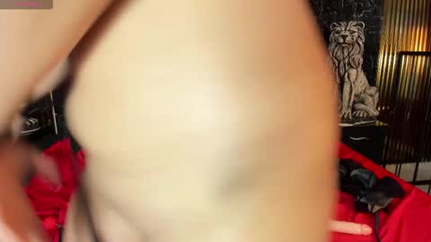 Mila Rose online show from February 18, 11:48 pm