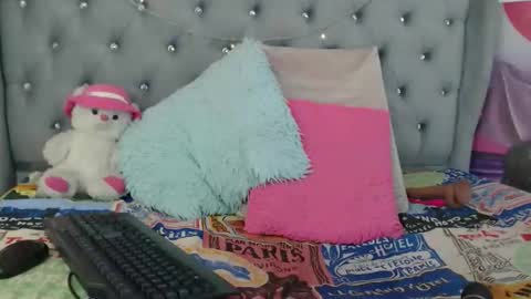 _mindy_moon online show from April 10, 12:55 pm