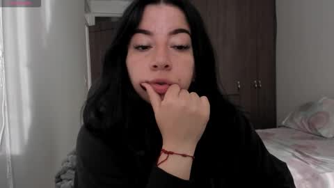 _miss_coco_ online show from January 9, 12:09 pm