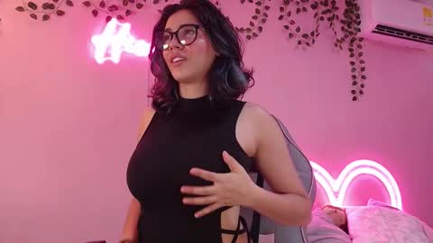 Hinata 3 online show from March 18, 5:29 pm