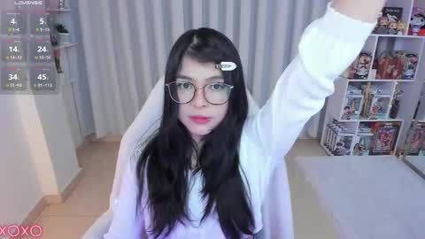 Hanna  Idependent Model   online show from April 15, 7:31 am