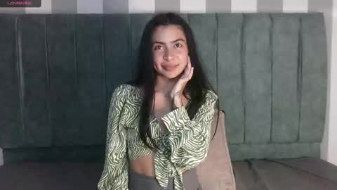 Snapshot of _mollyy chatting on February 13, 9:06 pm Molly online show from February 13, 9:06 pm